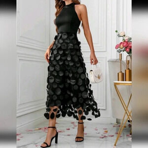 Women's Patchwork Mesh Floral Applique Sleeveless Dress